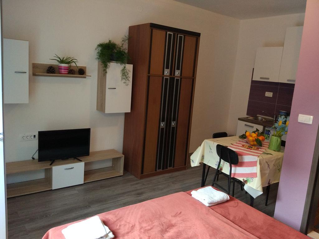 ביוגראד נה מורו Apartment Tome מראה חיצוני תמונה