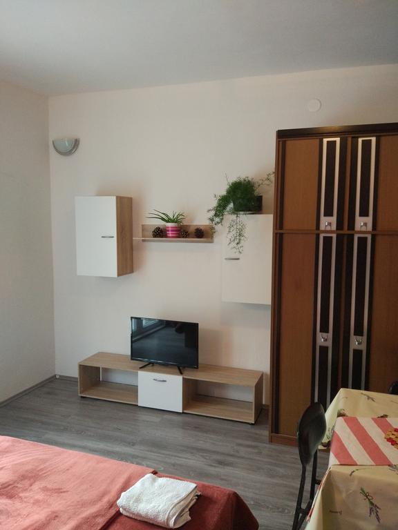 ביוגראד נה מורו Apartment Tome מראה חיצוני תמונה